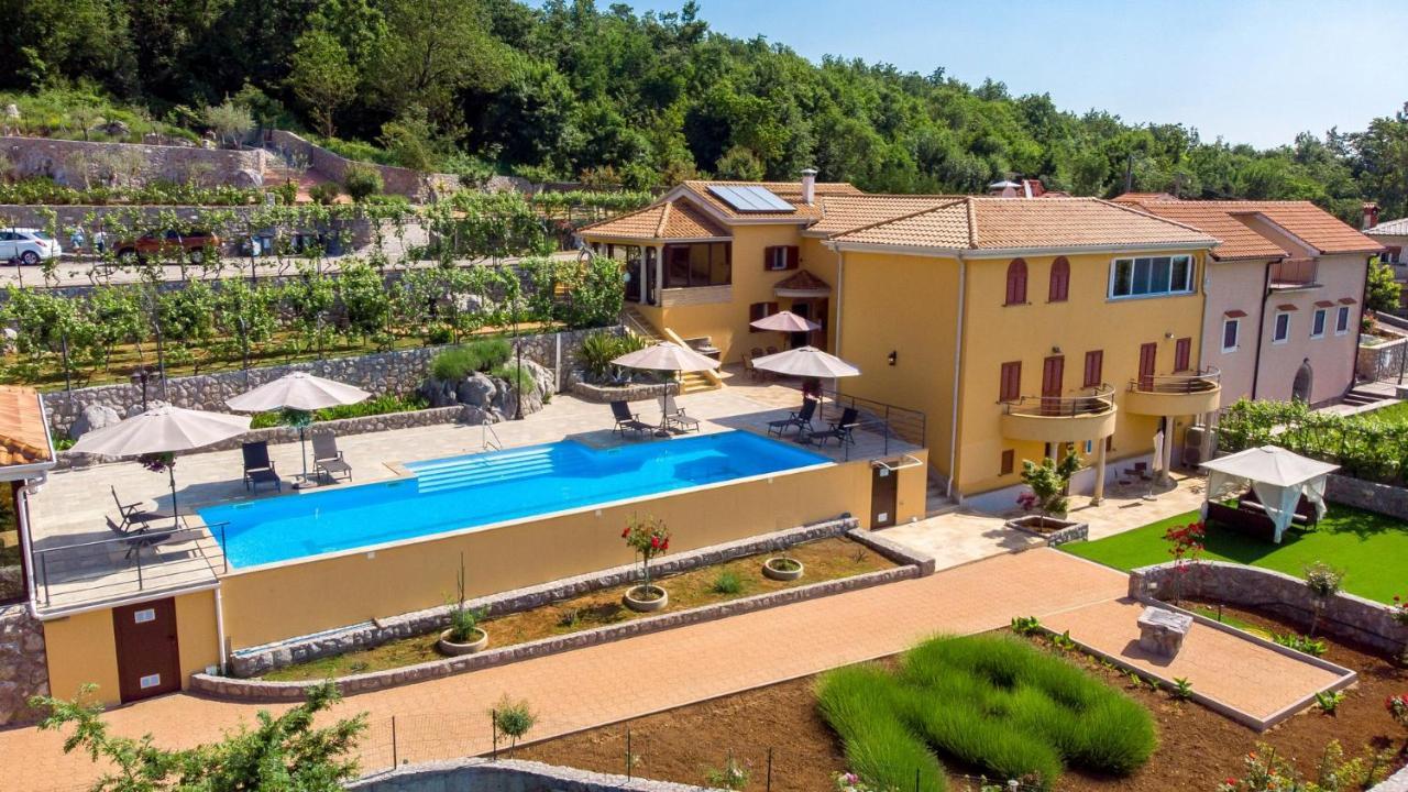 Apartments Villa Bv Opatija Eksteriør billede