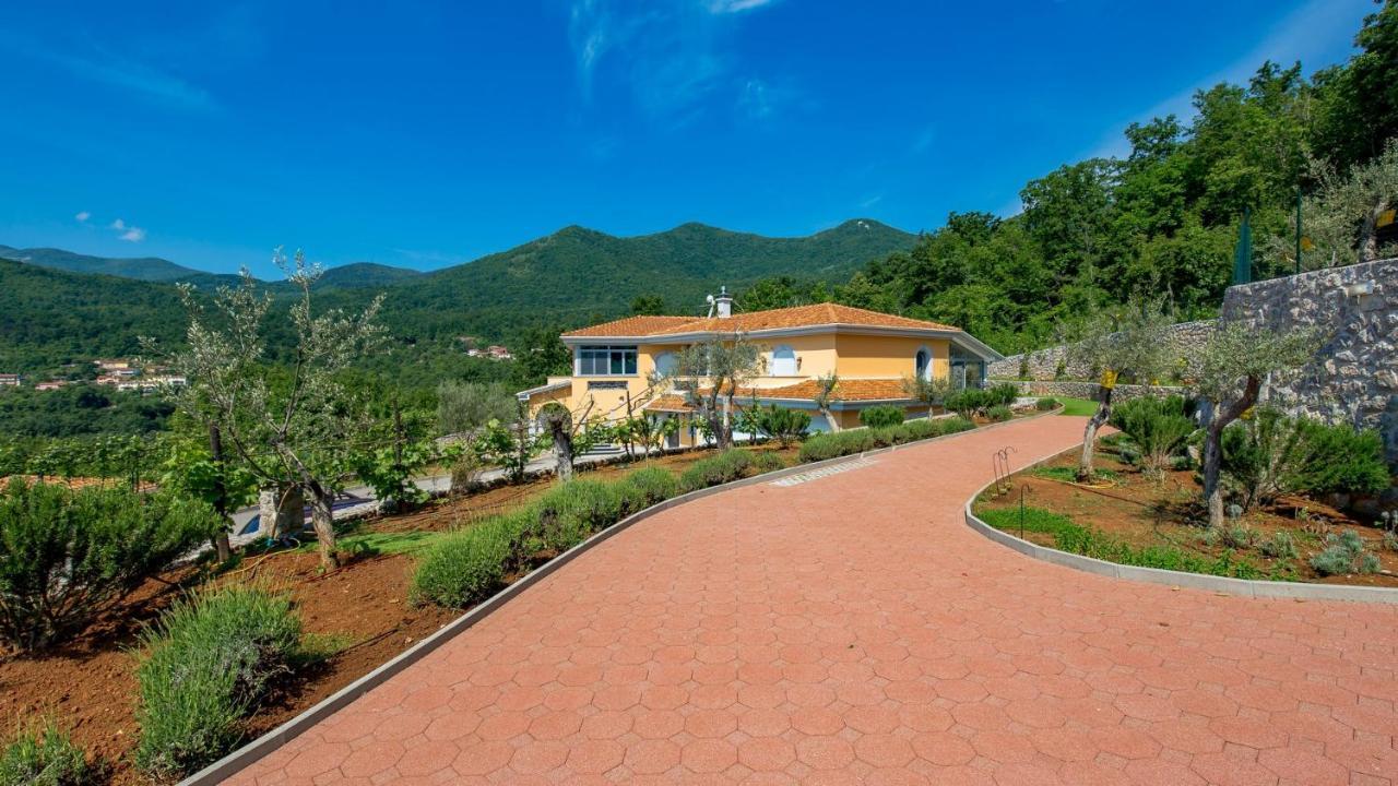 Apartments Villa Bv Opatija Eksteriør billede